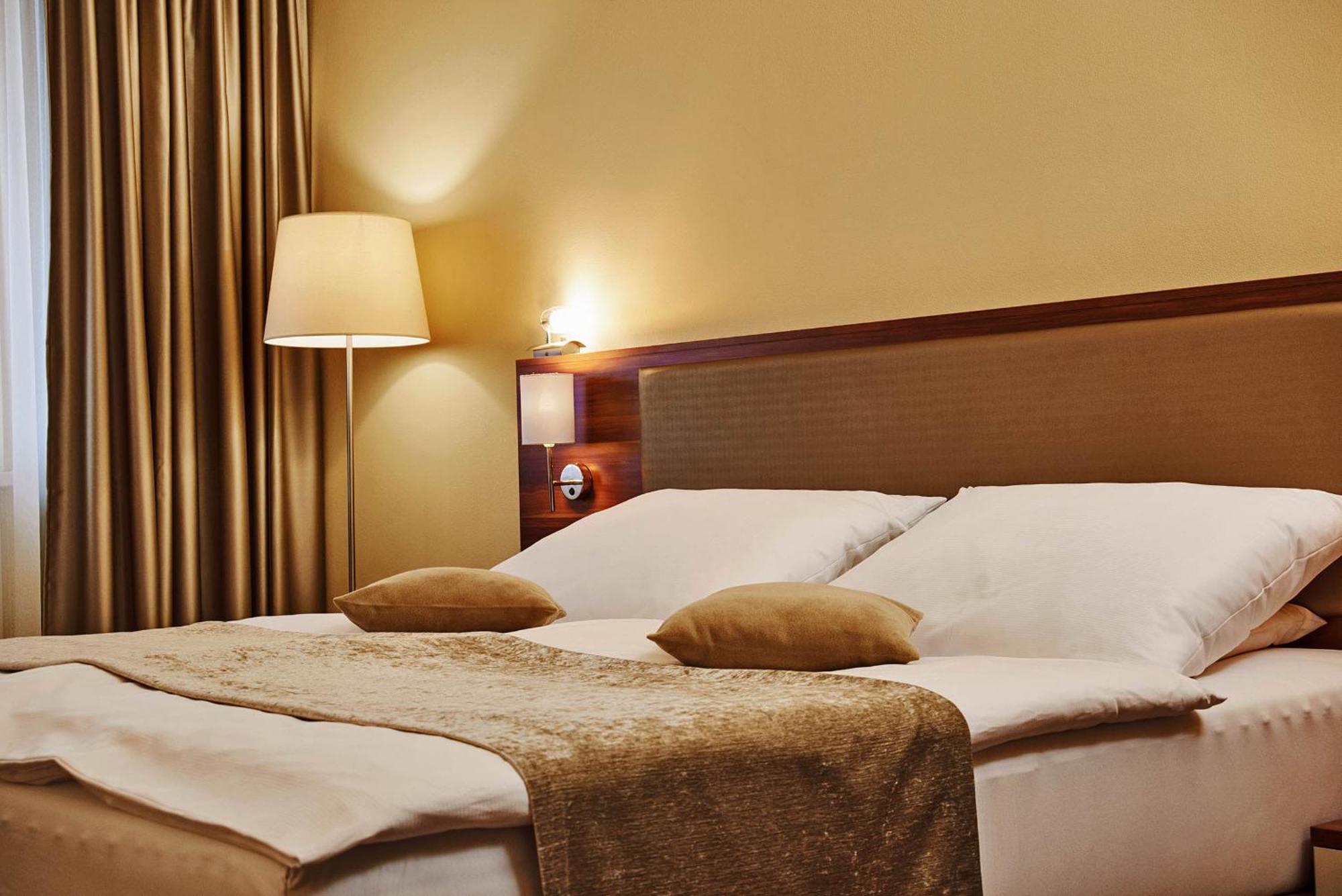 Privilege - Empire Hotels Group コシツェ 部屋 写真