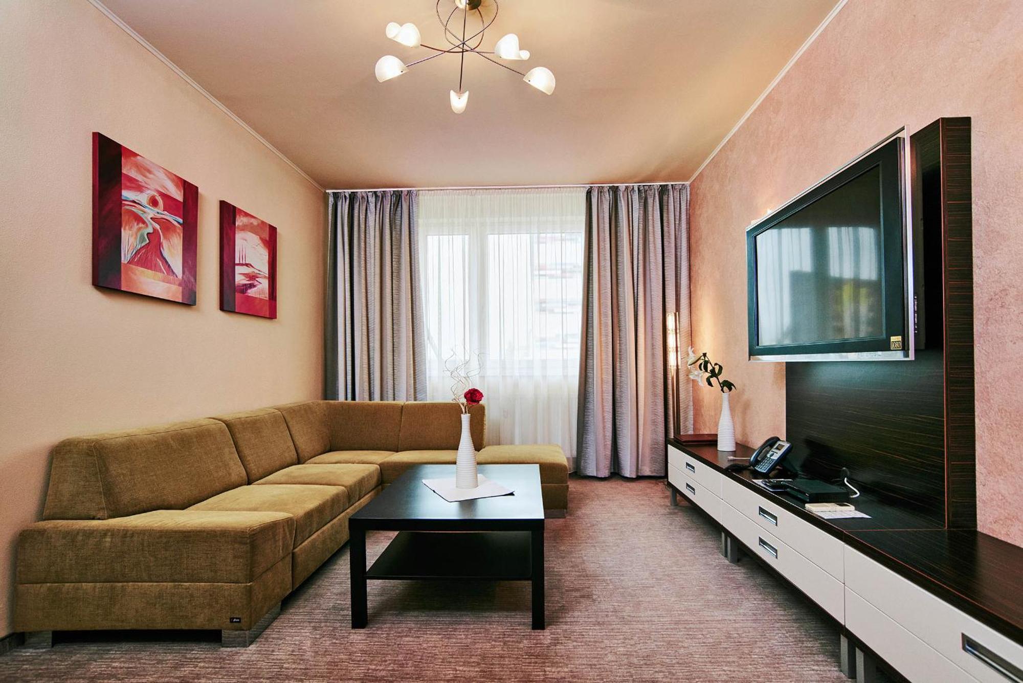 Privilege - Empire Hotels Group コシツェ エクステリア 写真