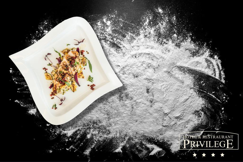 Privilege - Empire Hotels Group コシツェ エクステリア 写真